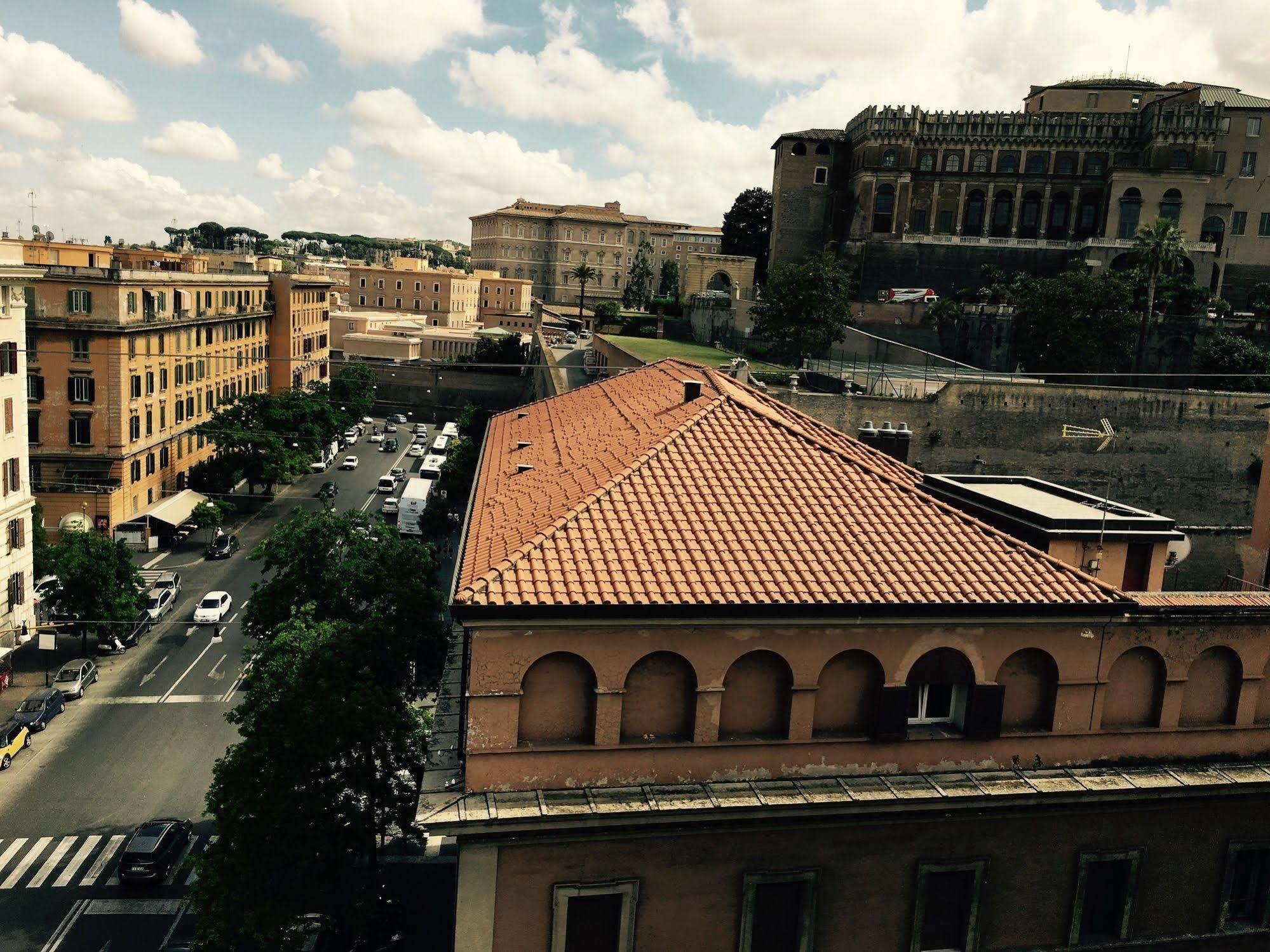 Saint Peter Inn Rome Buitenkant foto